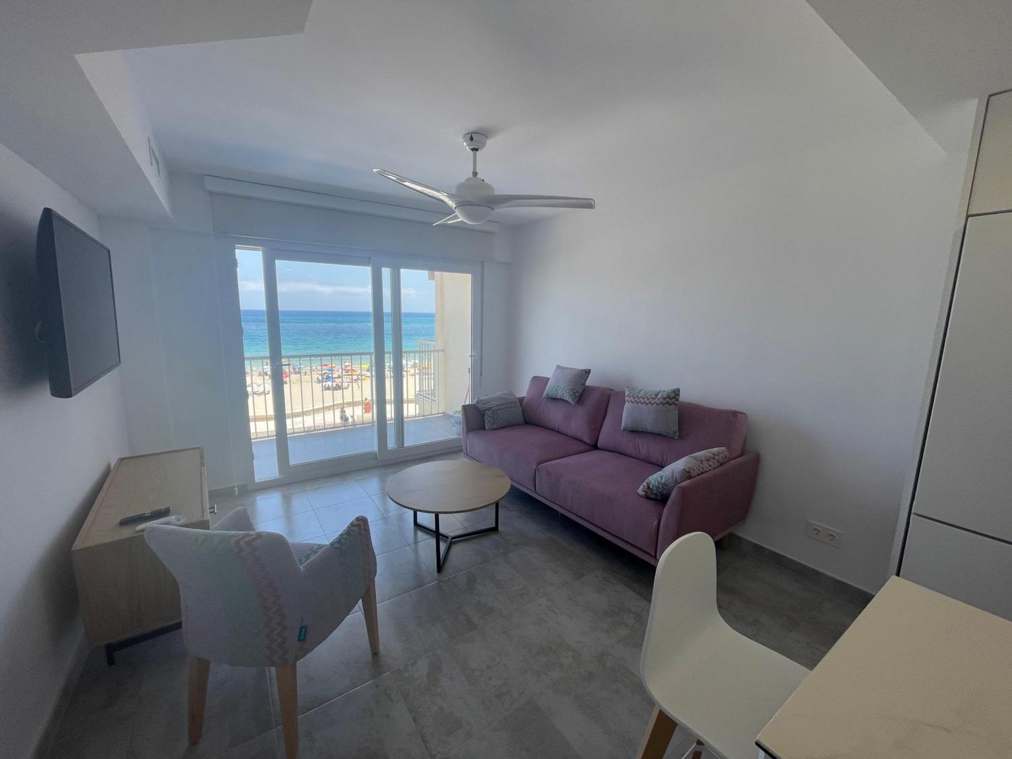 Medi Playa Primera Linea Con Piscina Calpe Exterior photo